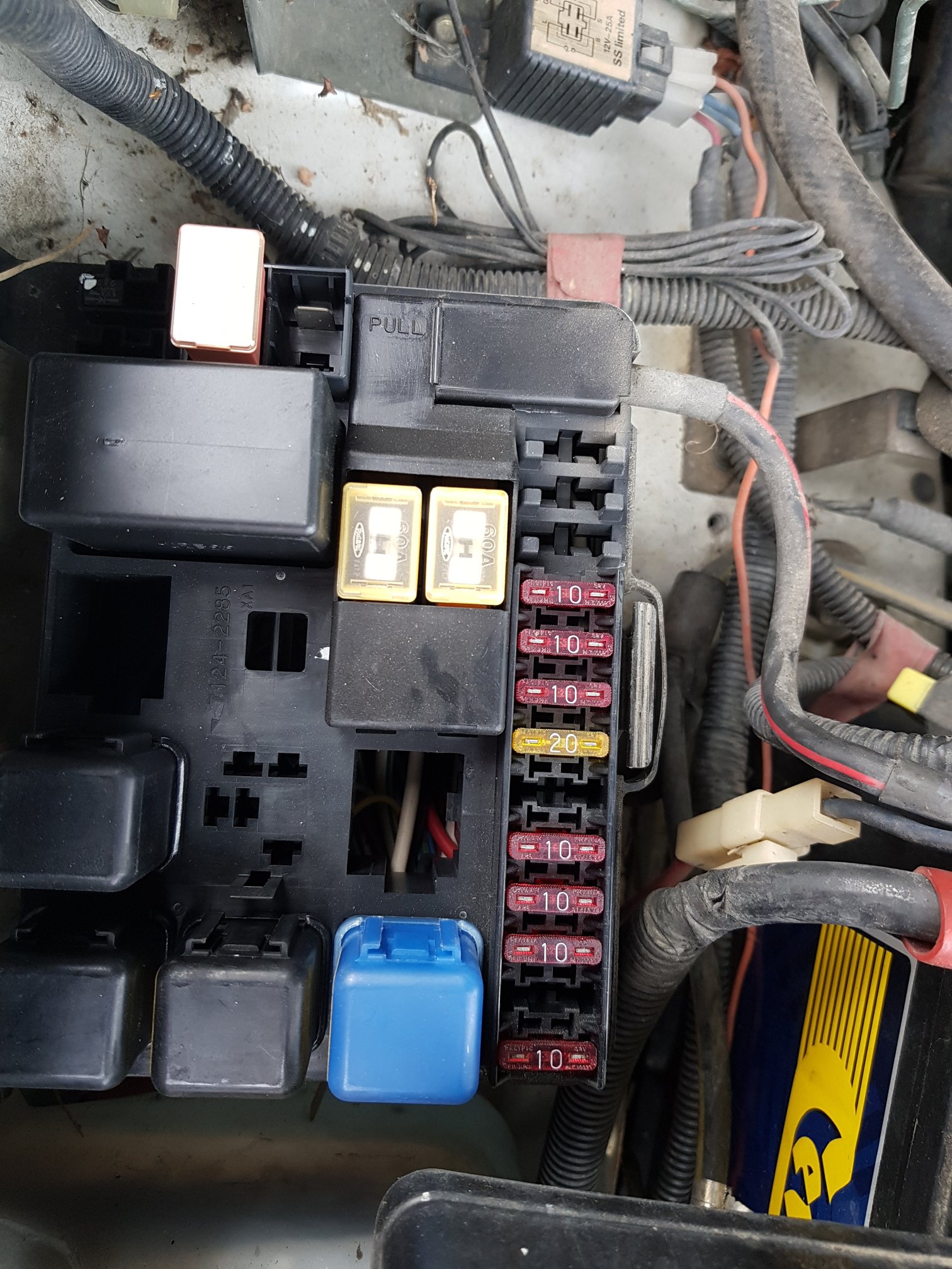 enginebay_fusebox